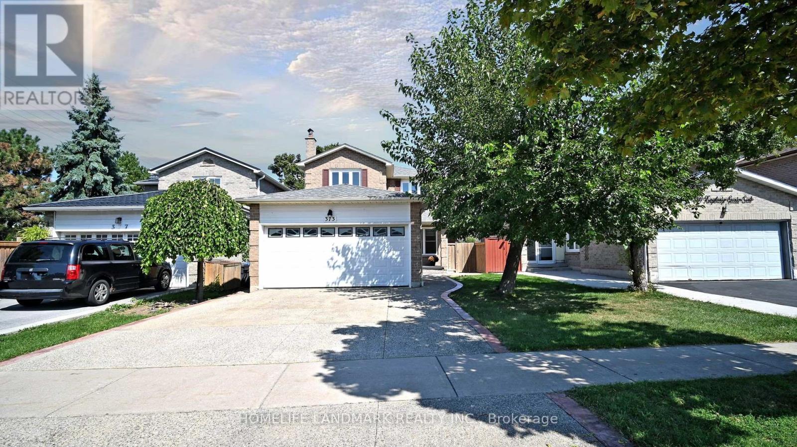 373 Kingsbridge Garden Cir, Mississauga Hurontario, ON L5R 1K9