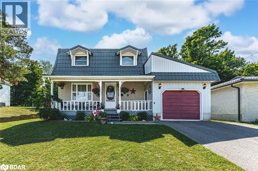 630 William St, Midland, ON L4R 2T3