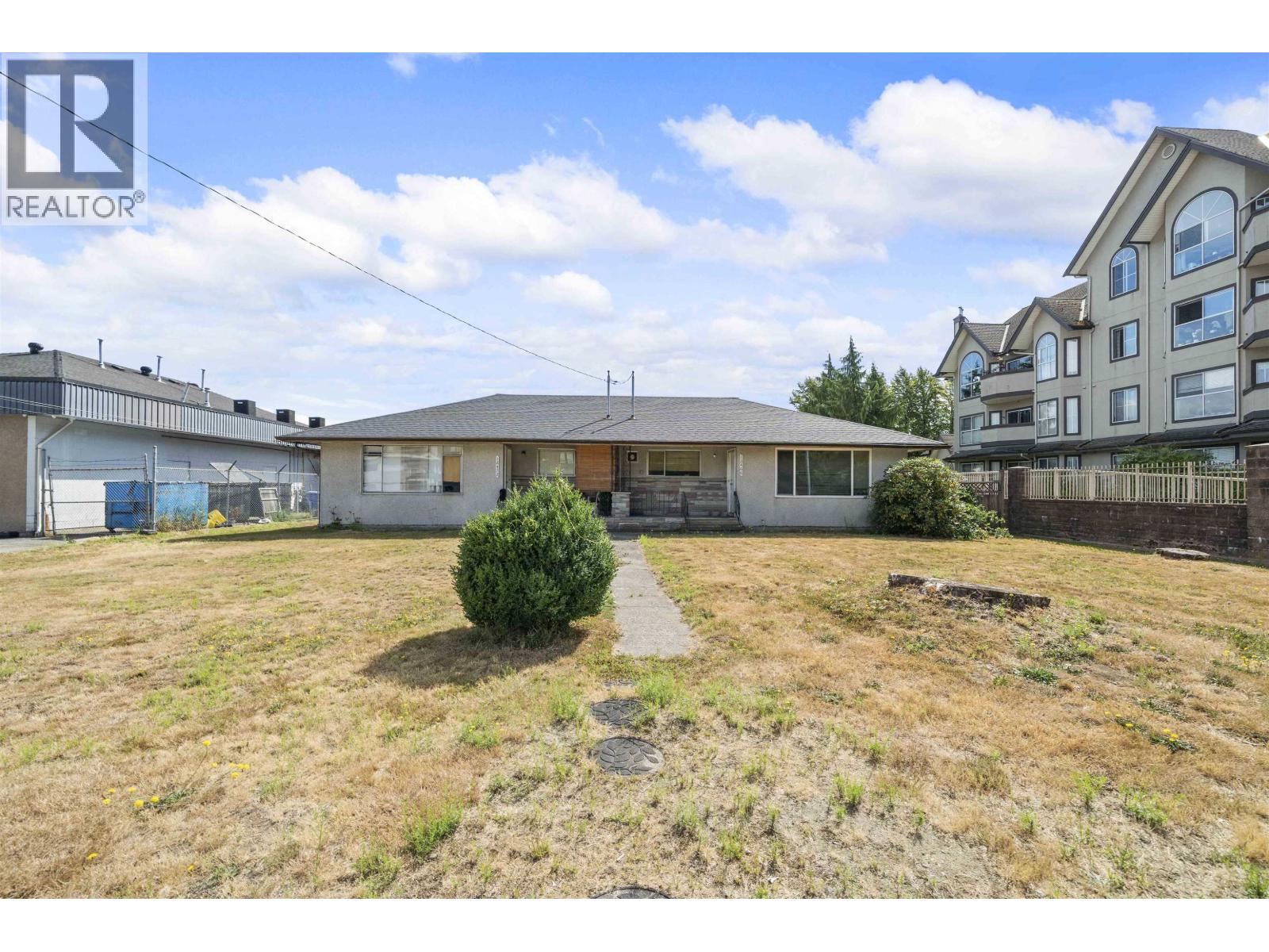191 Street Unit 12466 #b, Pitt Meadows, BC V3Y 2H1
