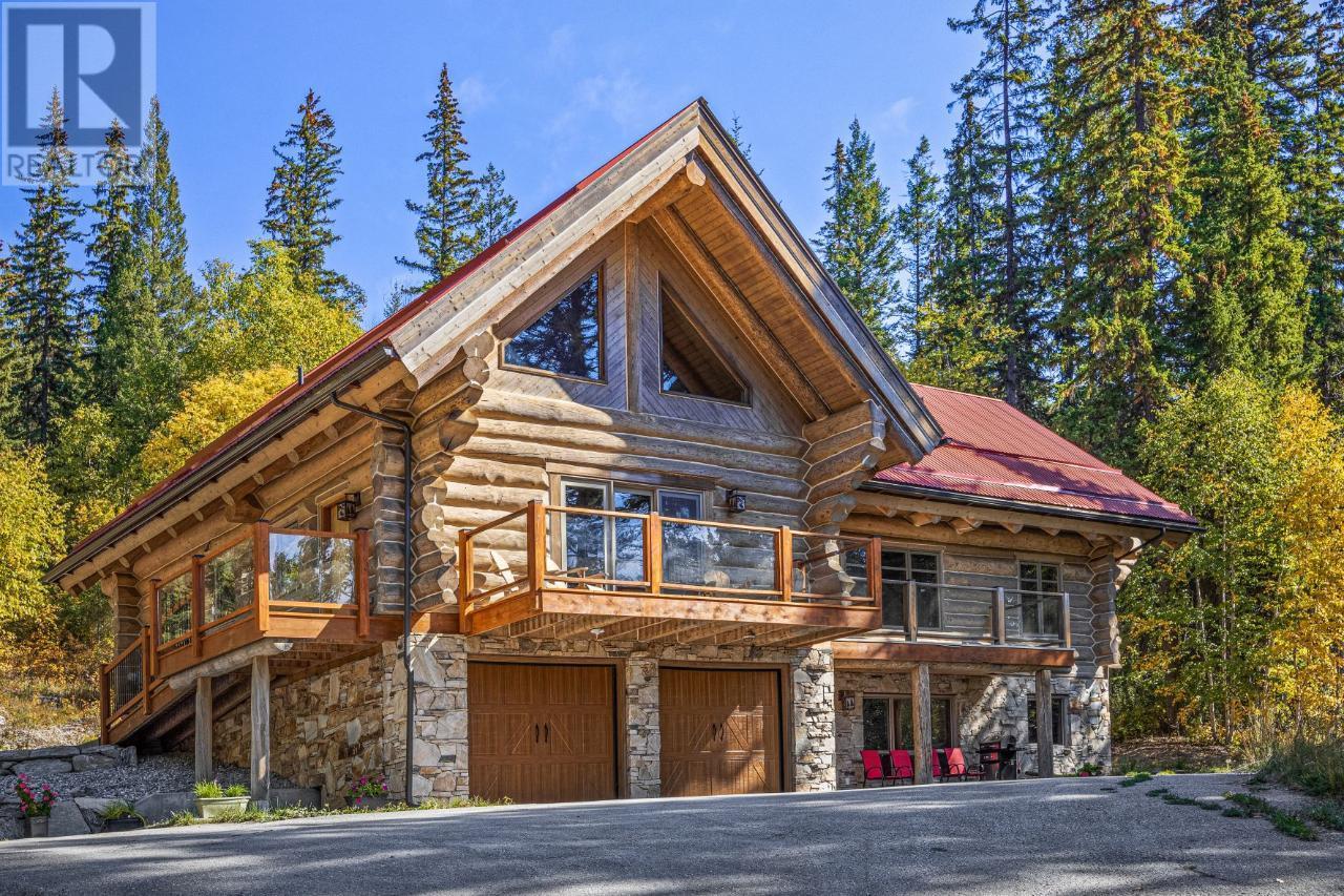 462 Ottoson Rd, Golden, BC V0A 1H0