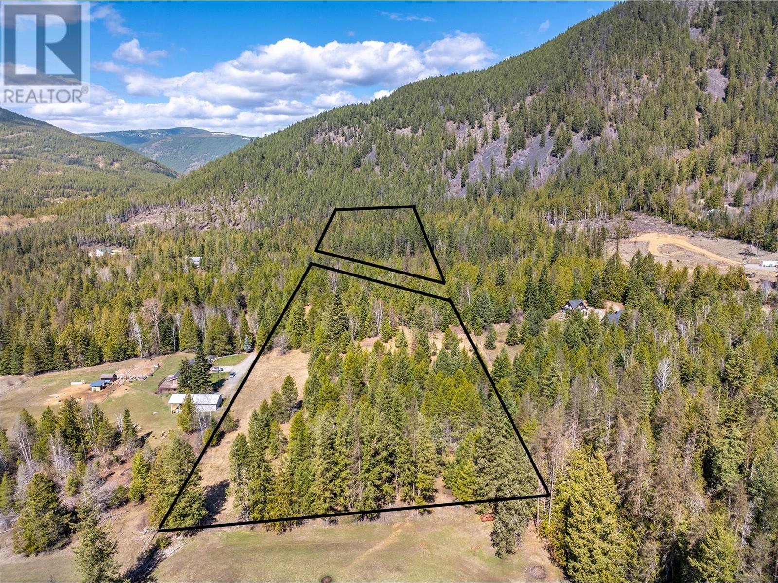 Mehrer Road, Canyon, BC V0B 1G0