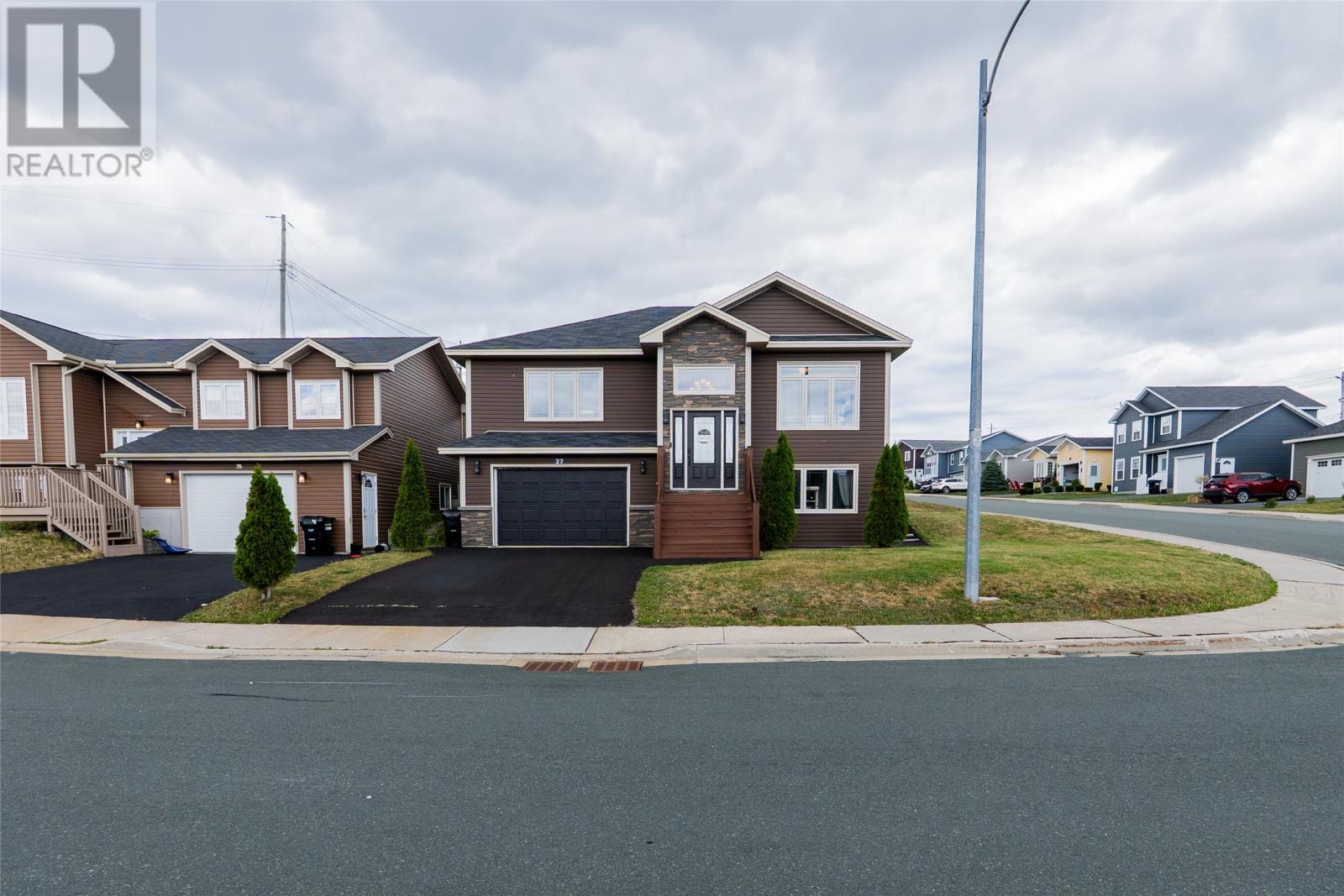 27 Adventure Ave, St. John's, NL A1B 0K8