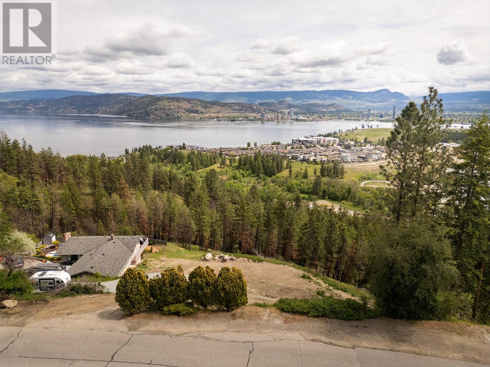 1687 Scott Cres, West Kelowna, BC V1Z 2Y2