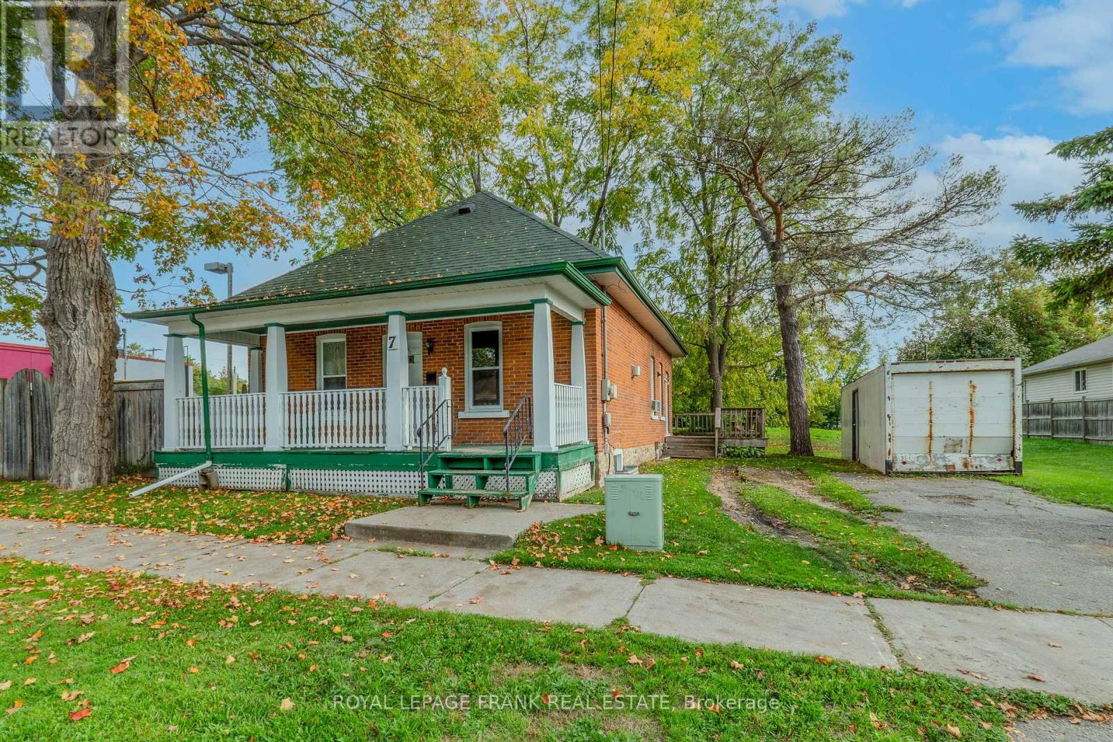 7 Durham St W, Kawartha Lakes, ON K9V 6L3