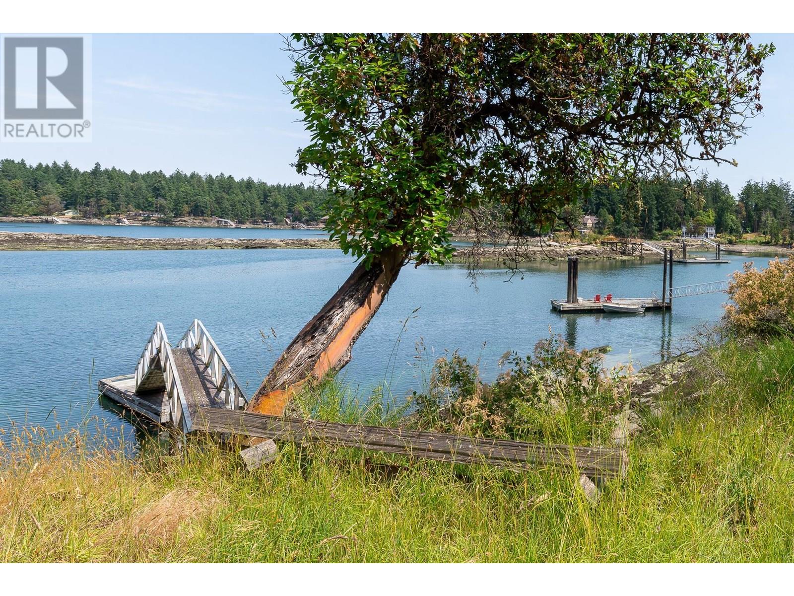 1361 Sturdies Bay Rd, Galiano Island, BC V0N 1P0