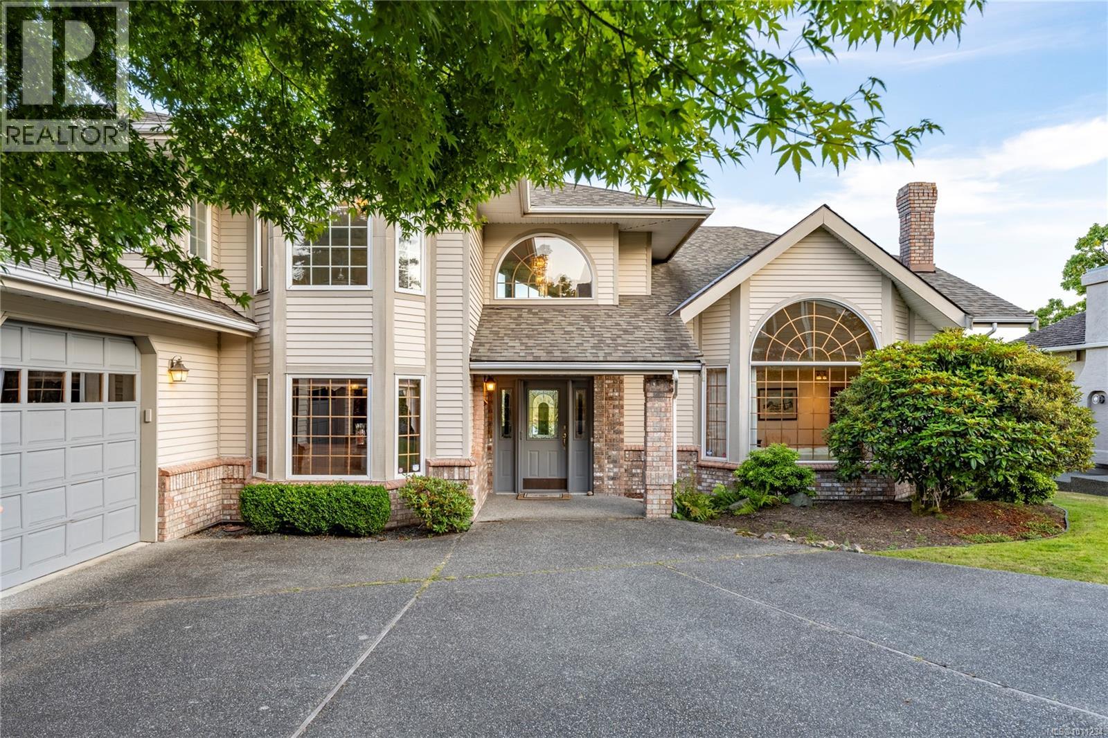 3303 Wavecrest Dr, Nanaimo, BC V9T 5X1