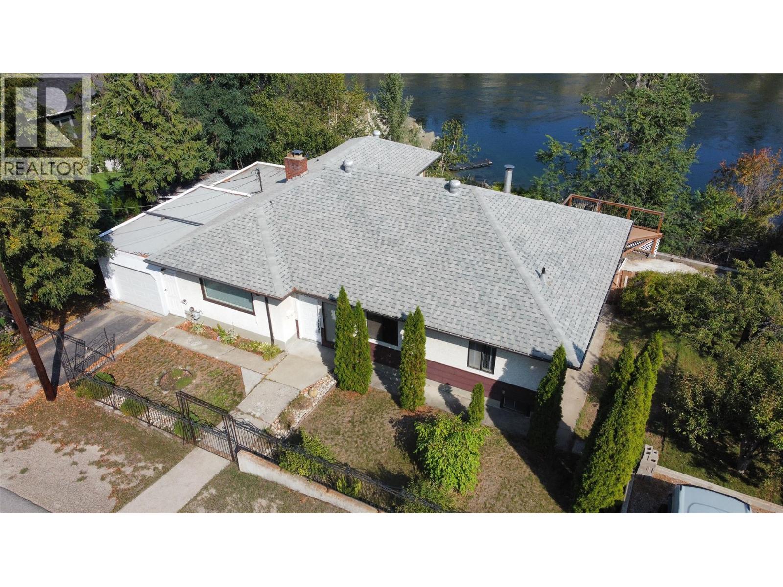 2nd Avenue Unit 221, Rivervale, BC V1R 4V2
