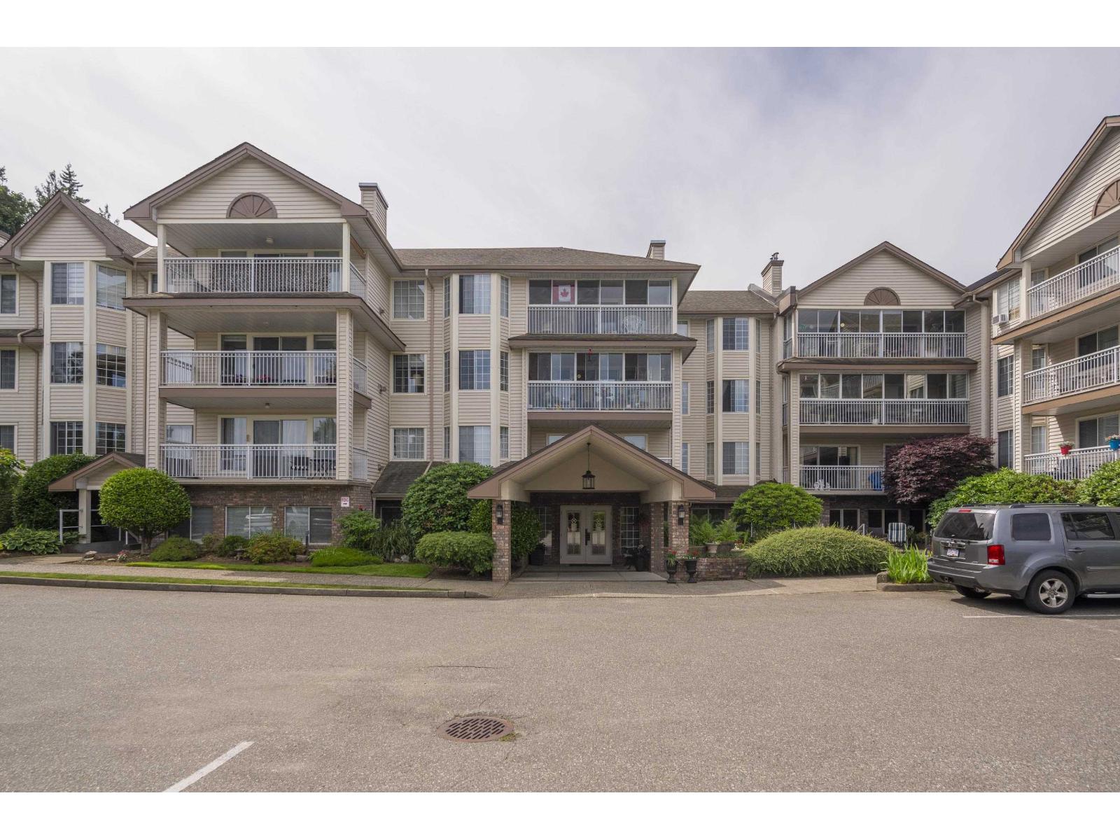 2491 Gladwin Road Unit 106, Abbotsford, BC V2T 3N9