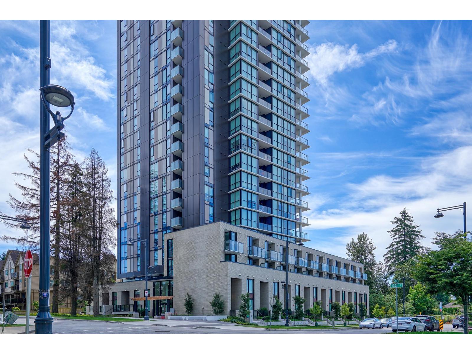 10333 133 Street Unit 2602, Surrey, BC V3T 0V1