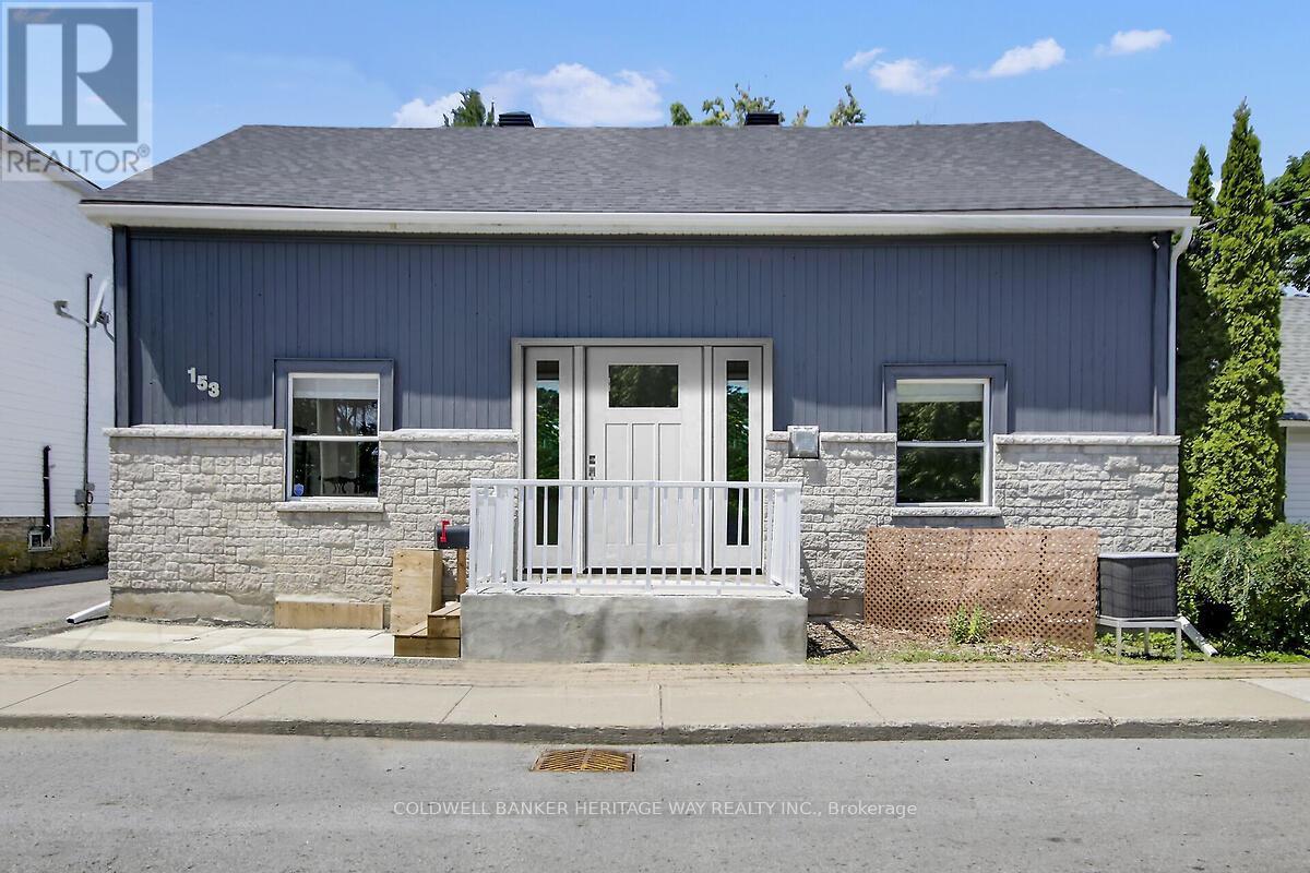 153 William St, Carleton Place, ON K7C 1X5