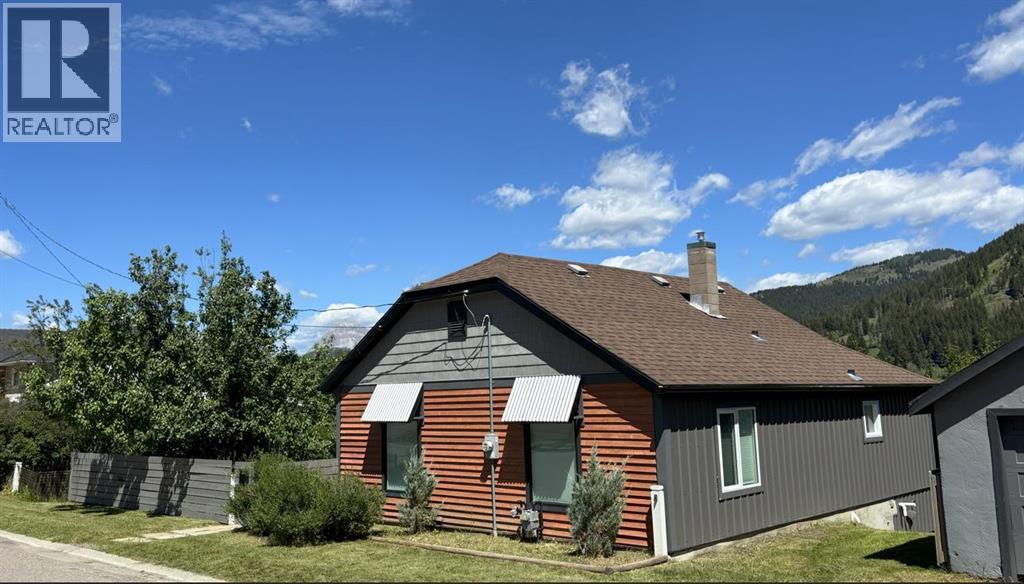 17 Avenue Unit 13441, Blairmore, AB T0K 0E0