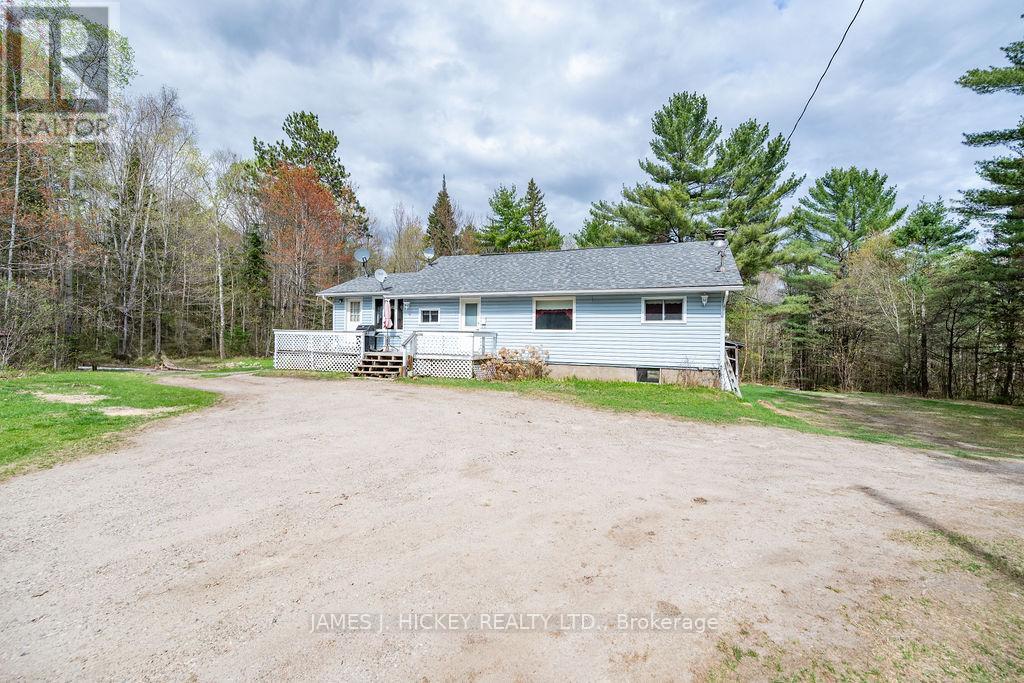 40388 Highway 17 Hwy, Head, Clara and Maria, ON K0J 2B0