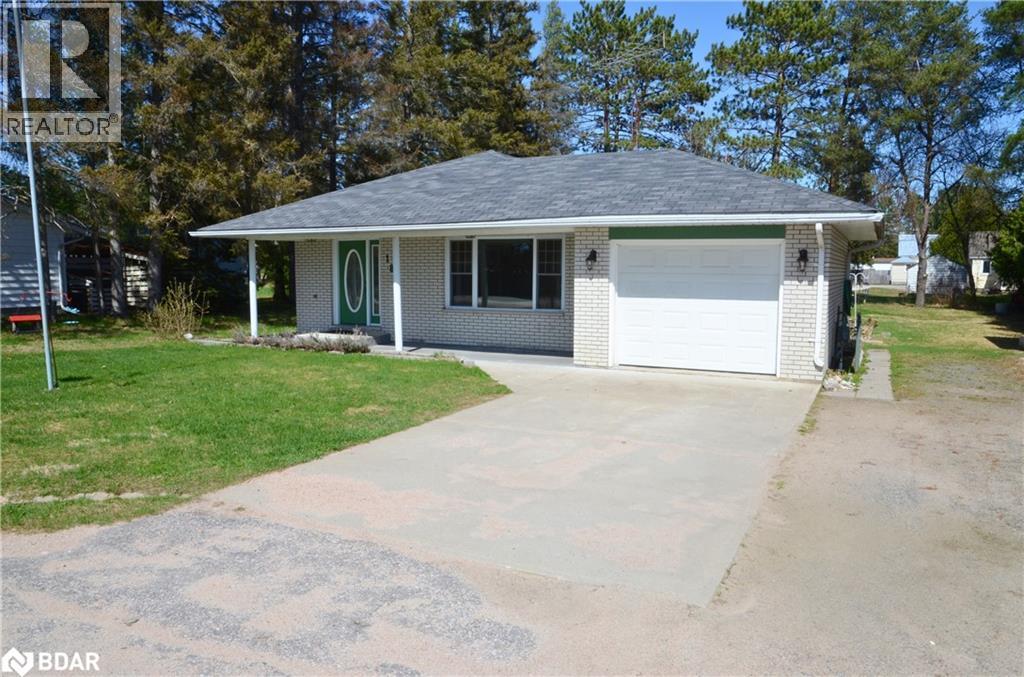 18 Tebby Blvd, South River, ON P0A 1X0