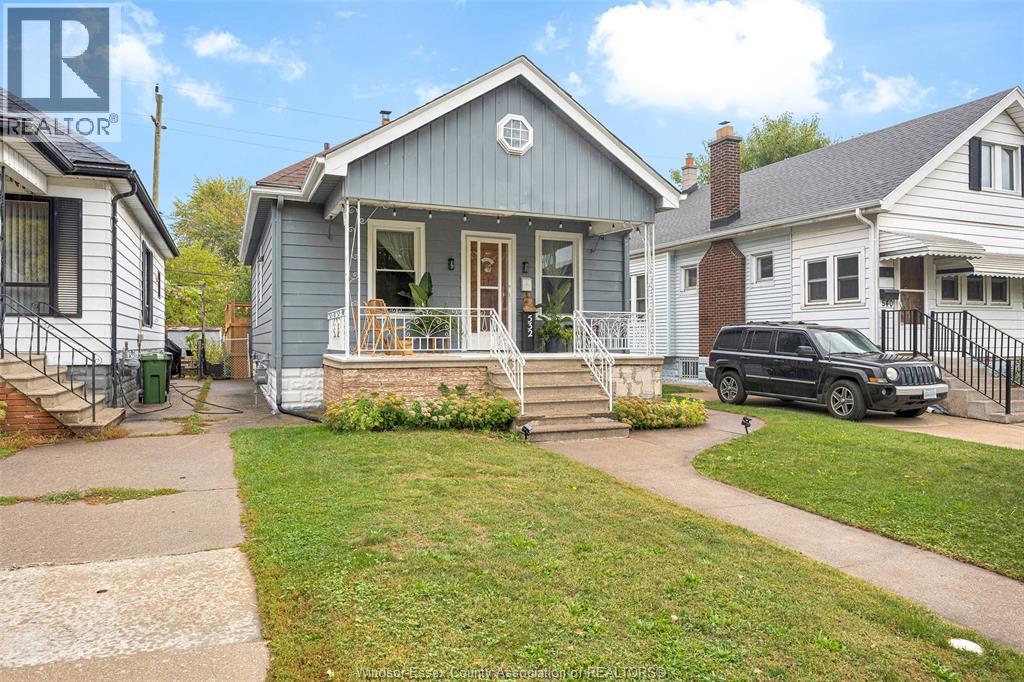 532 Mckay, Windsor, ON N9B 1Z8