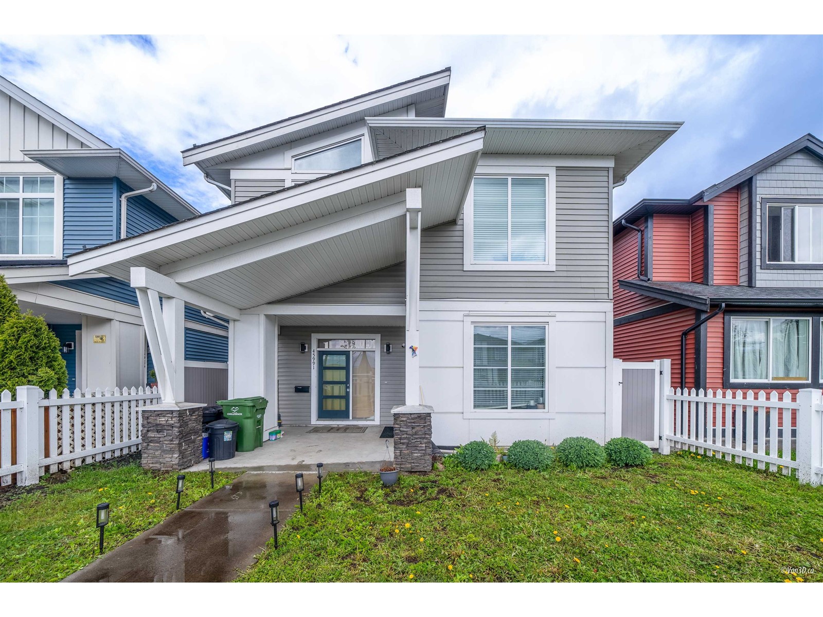 45991 Fourth Avenuechilliwack Downtown, Chilliwack, BC V2P 1N2