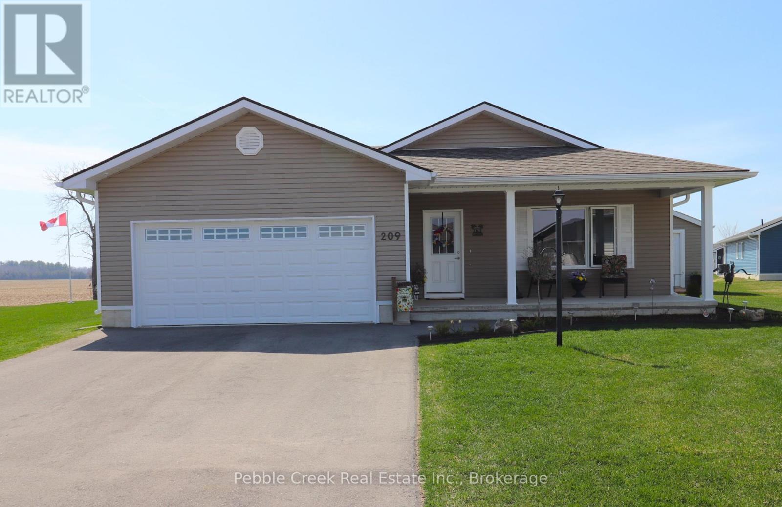 209 Lake Breeze Dr, Ashfield-colborne-wawanosh Colborne Twp, ON N7A 0C6