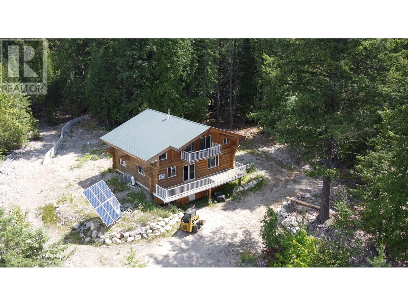 7733 Campbell Creek Road Lot Apt 9, Kaslo, BC V0G 1M0