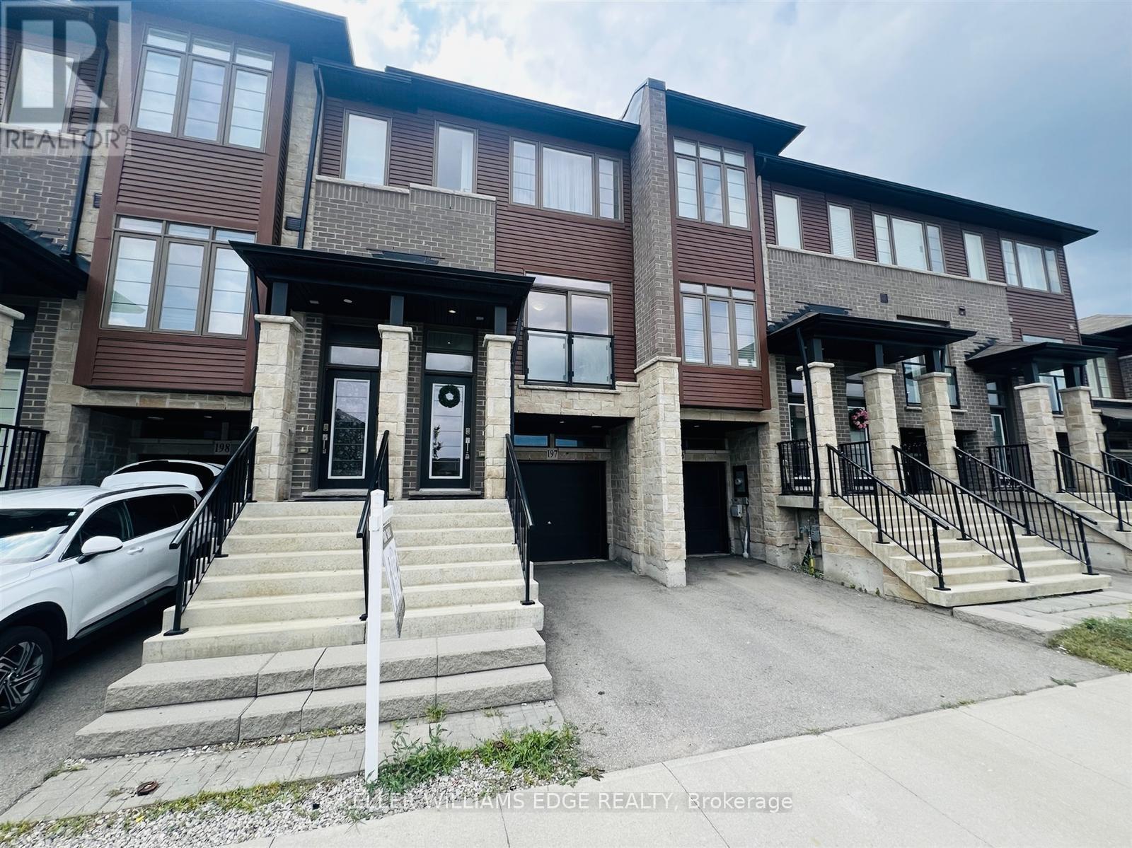197 30 Time Square Blvd, Hamilton, ON L8J 0M1