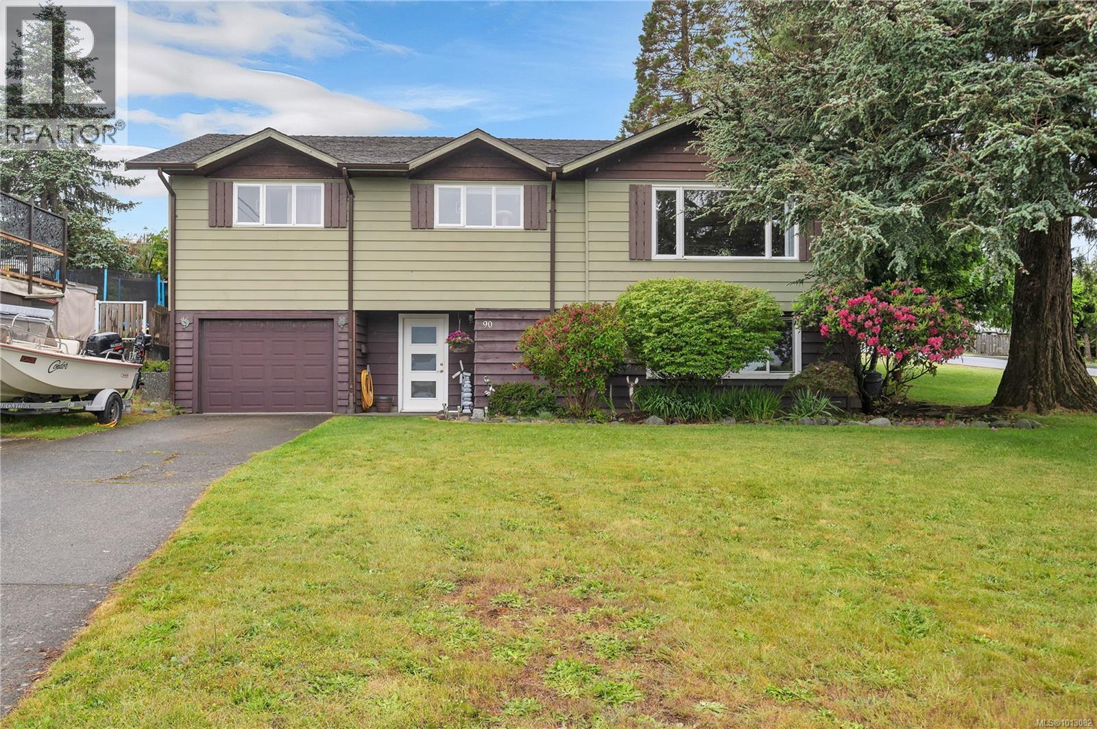 90 Thulin St, Campbell River, BC V9W 2K2