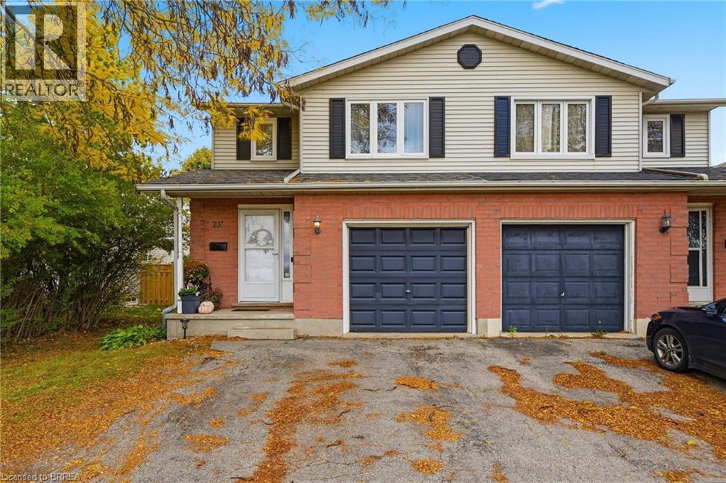 23 Oak Ave #a, Brant, ON N3L 3C6