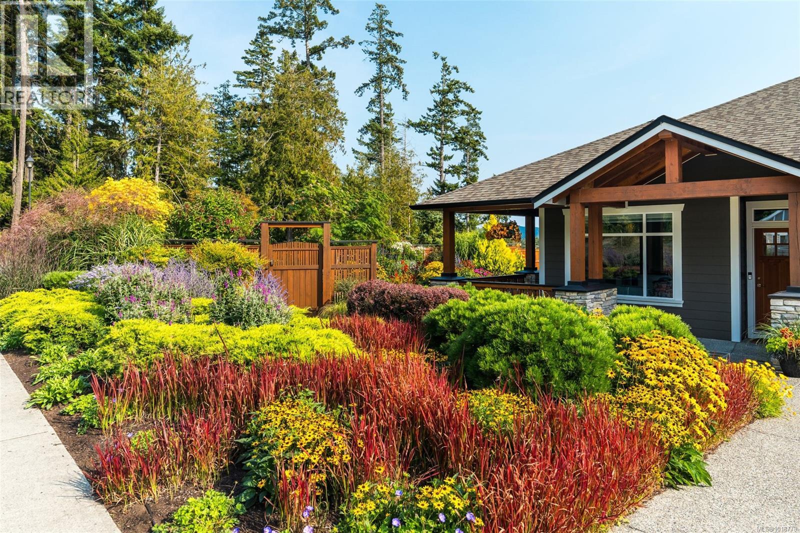 6303 Riverstone Dr, Sooke, BC V9Z 1N4