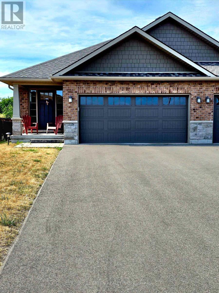 100 Spruce Gardens Ct, Belleville, ON K8N 0B5