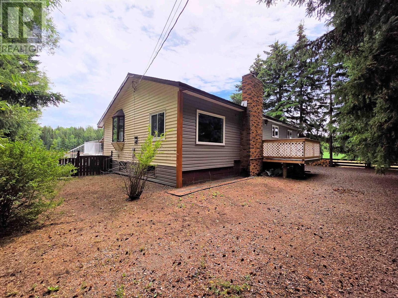 2512 Dominion Ave, Houston, BC V0J 1Z0