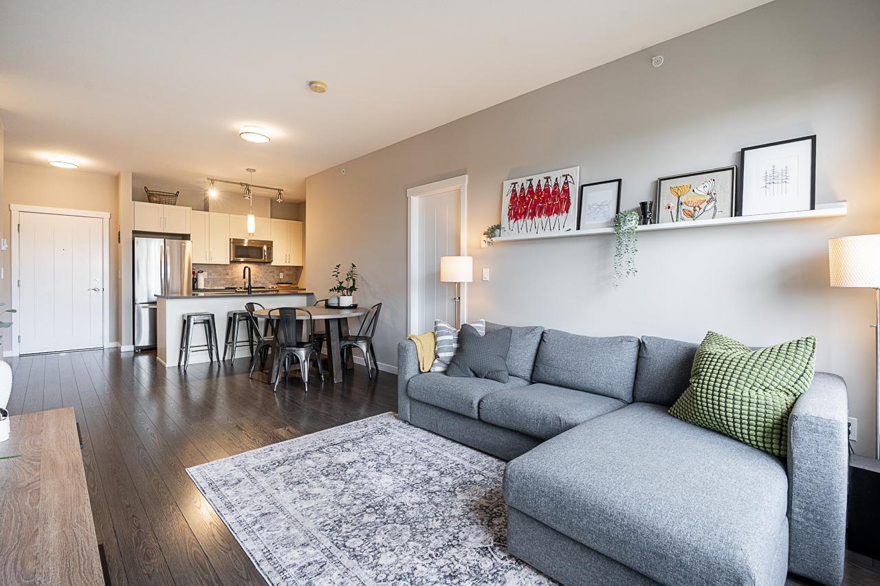 2855 156 Street Unit 306, Surrey, BC V3Z 3Y3