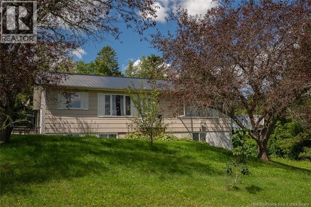 34 Stacey Rd, Wicklow, NB E7L 4E7