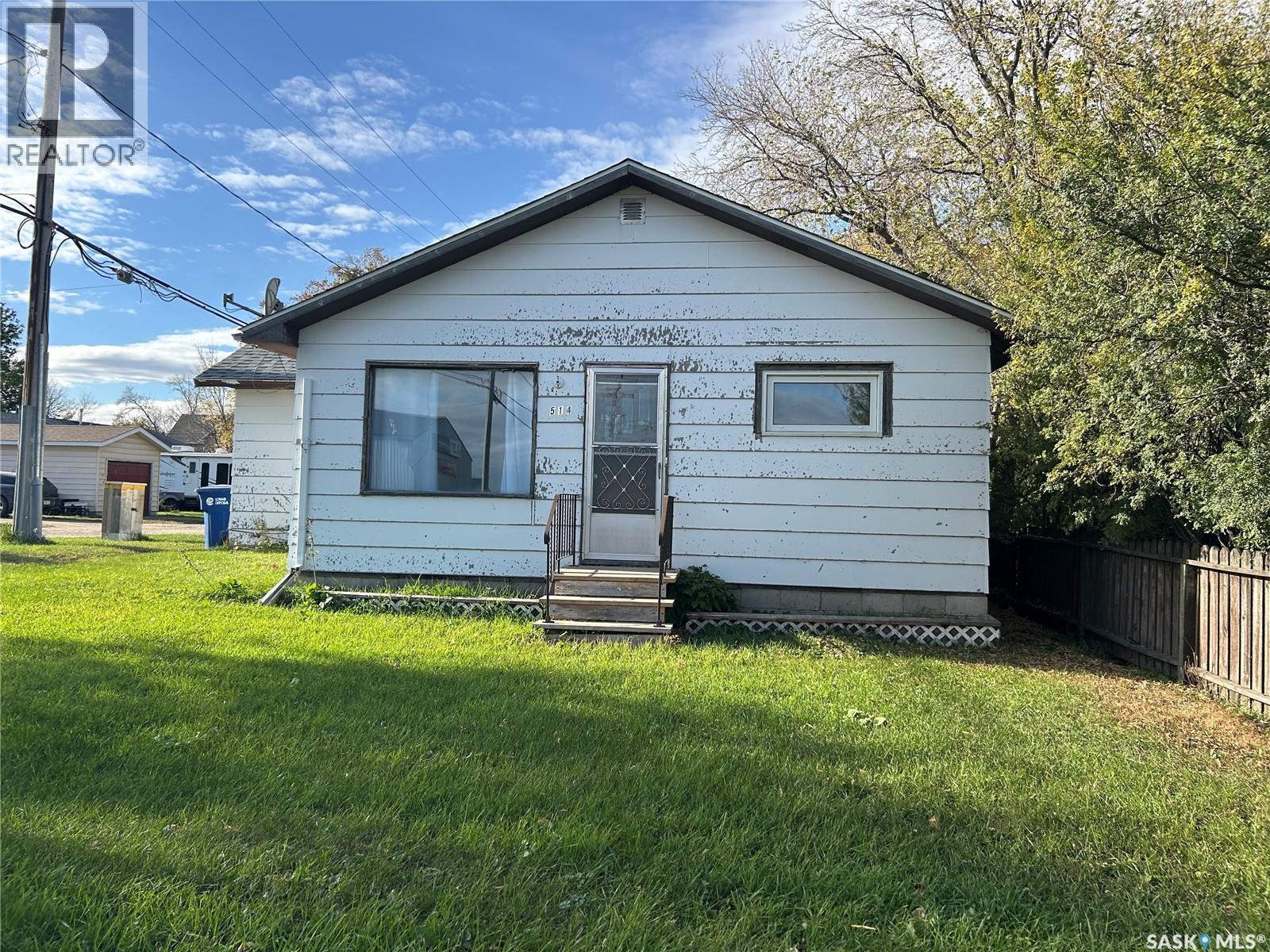 514 Main St, Moosomin, SK S0G 3N0