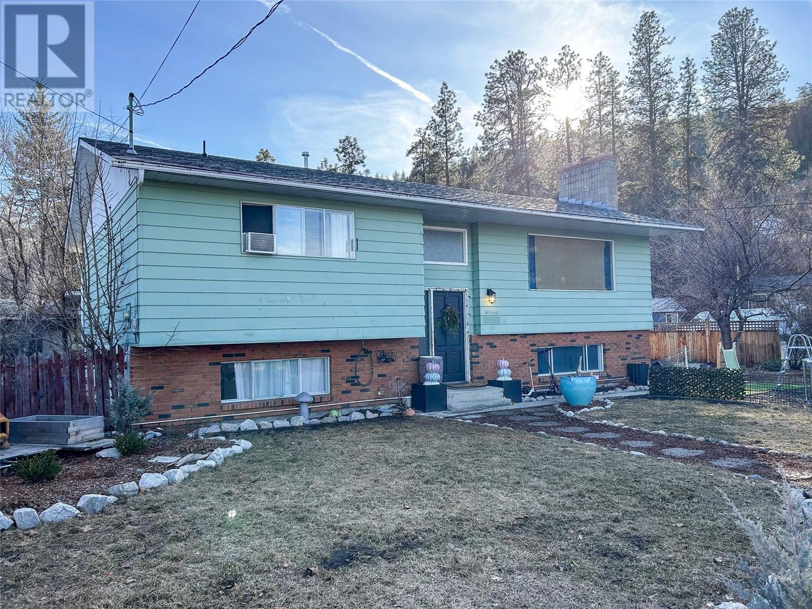 12115 Marshall Cres, Summerland, BC V0H 1Z5