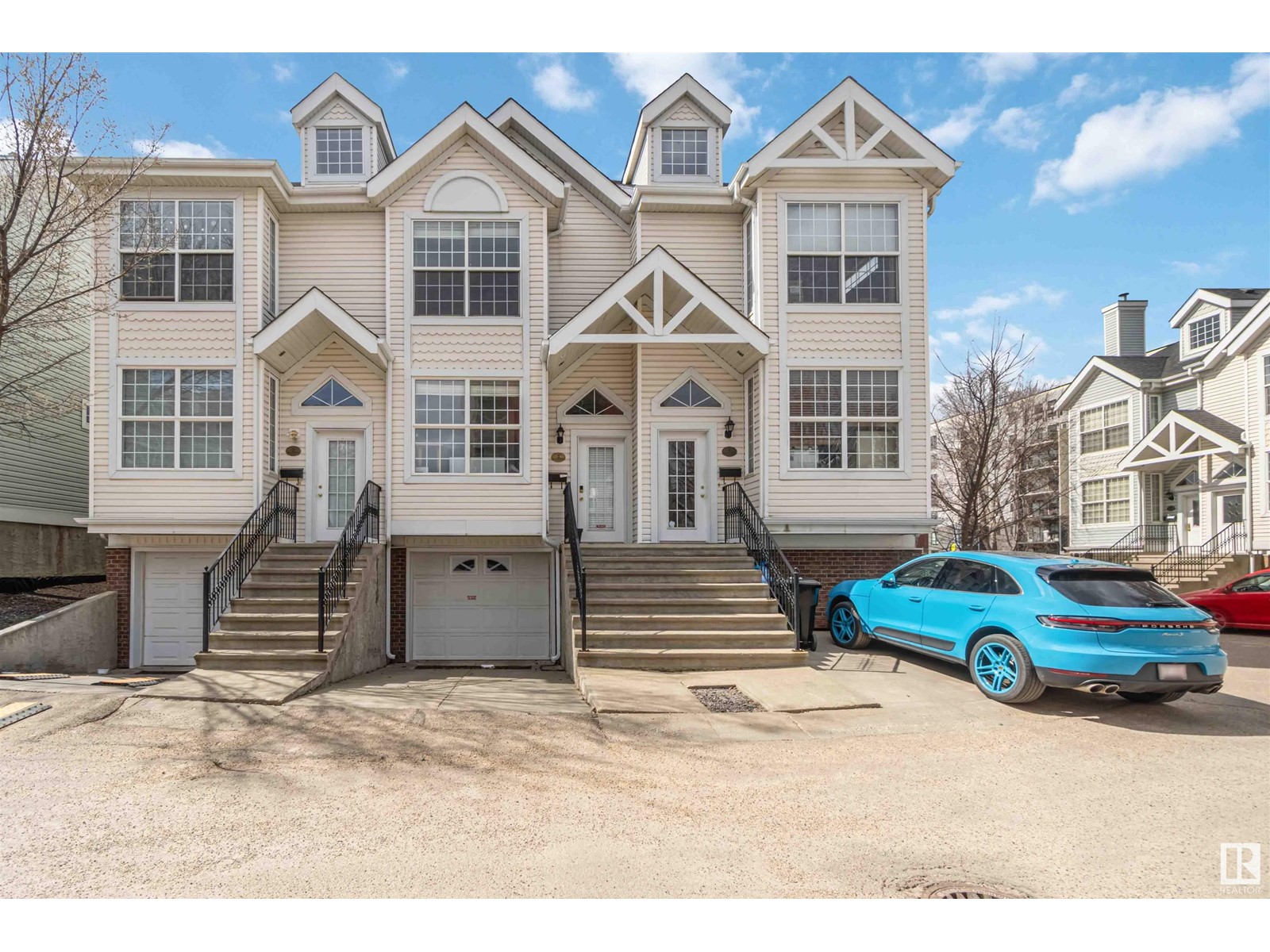 10235 111 Street Northwest #unit 2, Edmonton, AB T5K 2V5