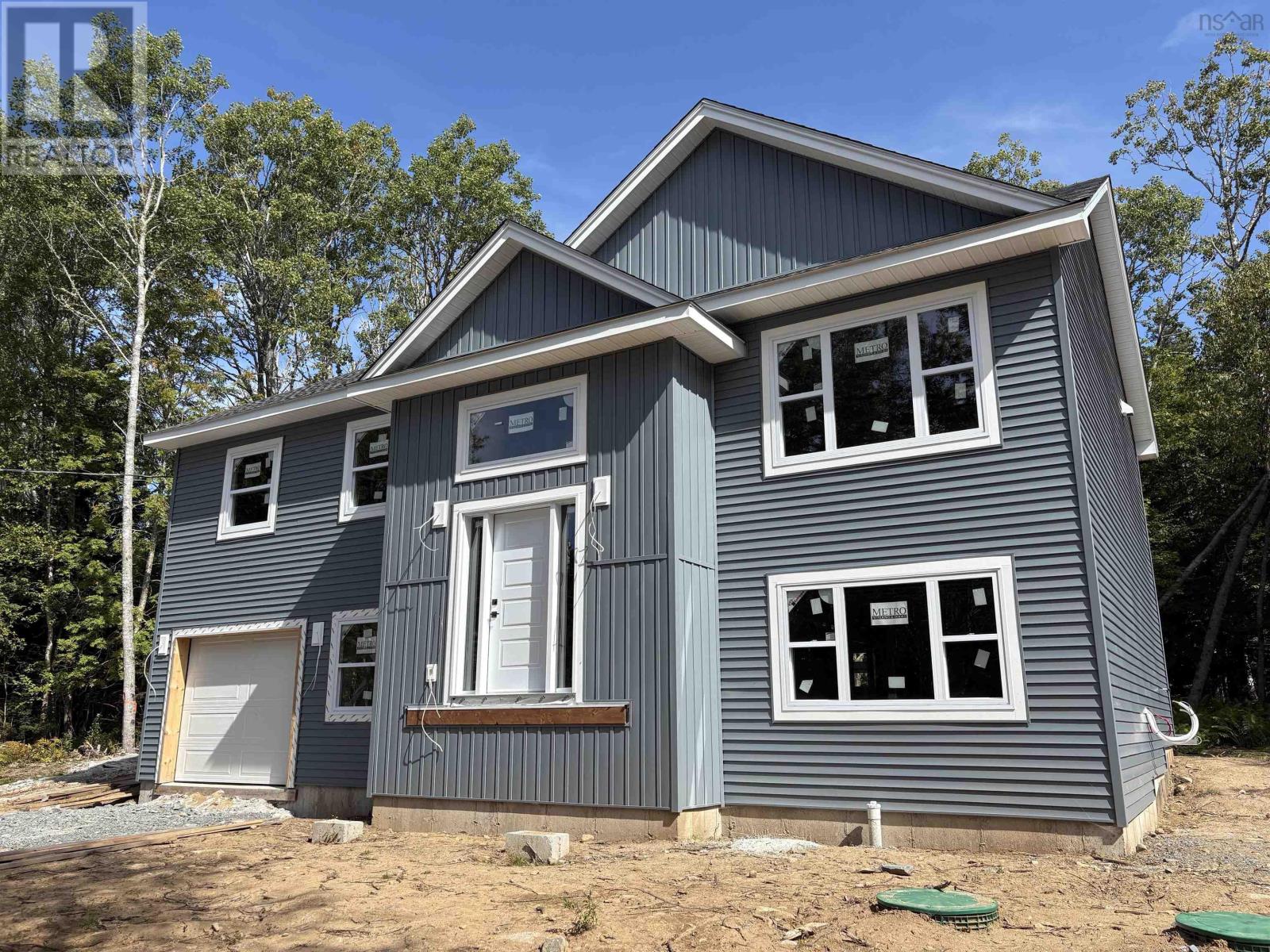 51 Lukes Ln, Hackettaposs Cove, NS B3Z 3J9