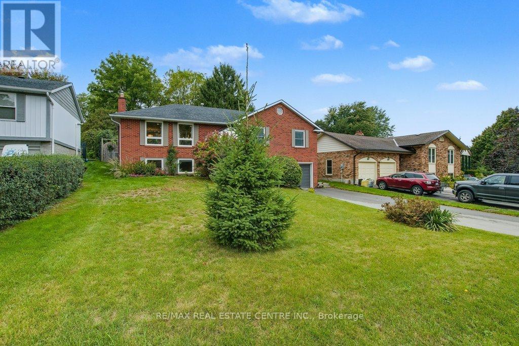 54 Leslie Ave, Cambridge, ON N1S 4N7