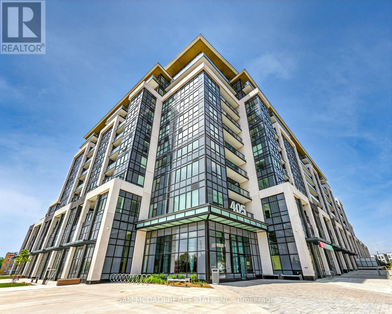 722 405 Dundas St W, Oakville, ON L6M 5P9