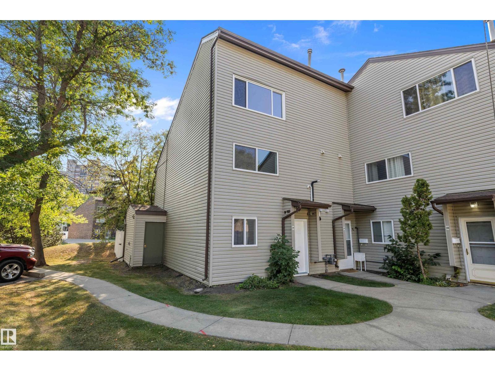 25 Meadowlark Vg NW #f, Edmonton, AB T5R 5X4
