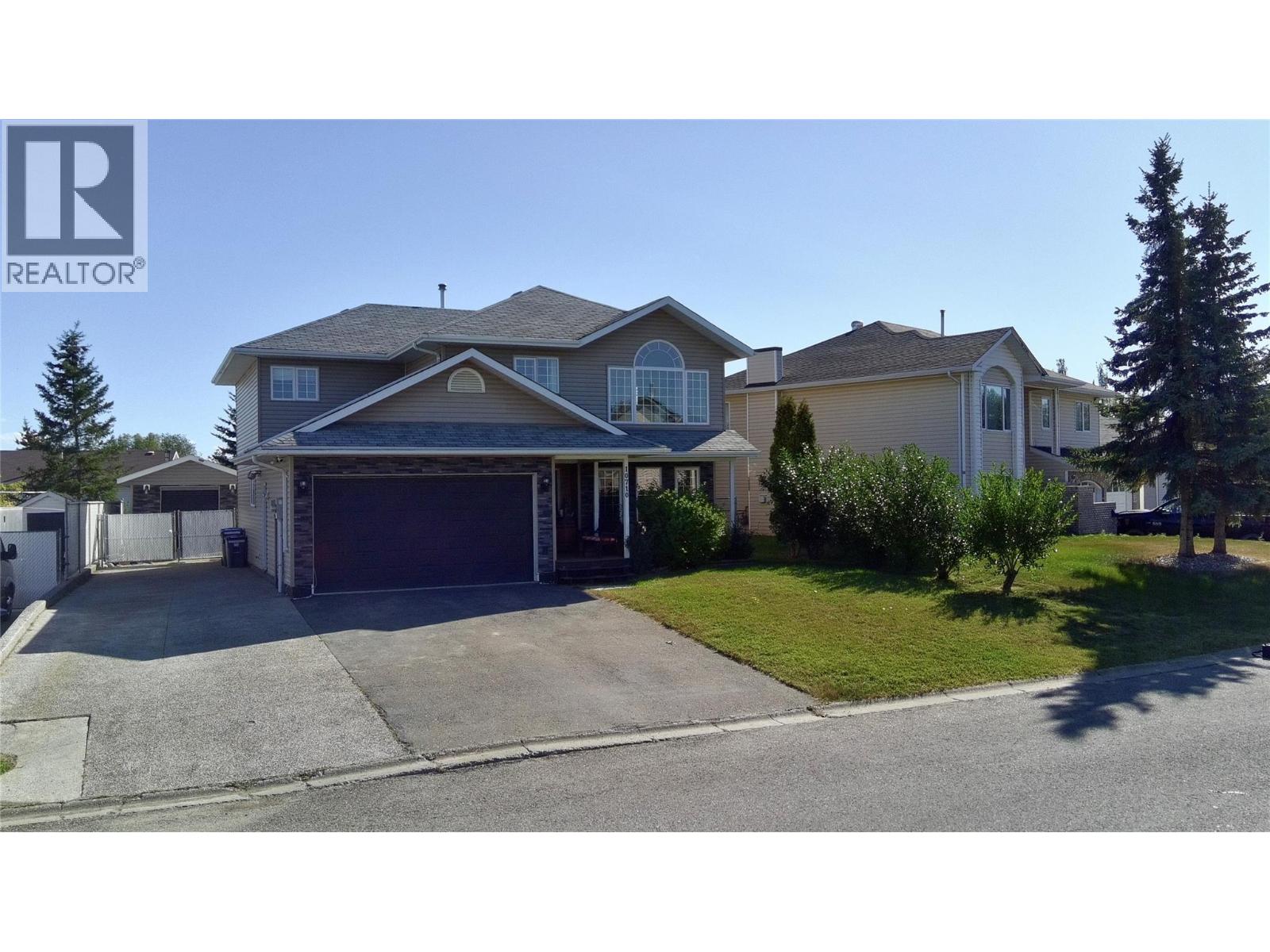 10710 Cottonwood Cres, Dawson Creek, BC V1G 4M4