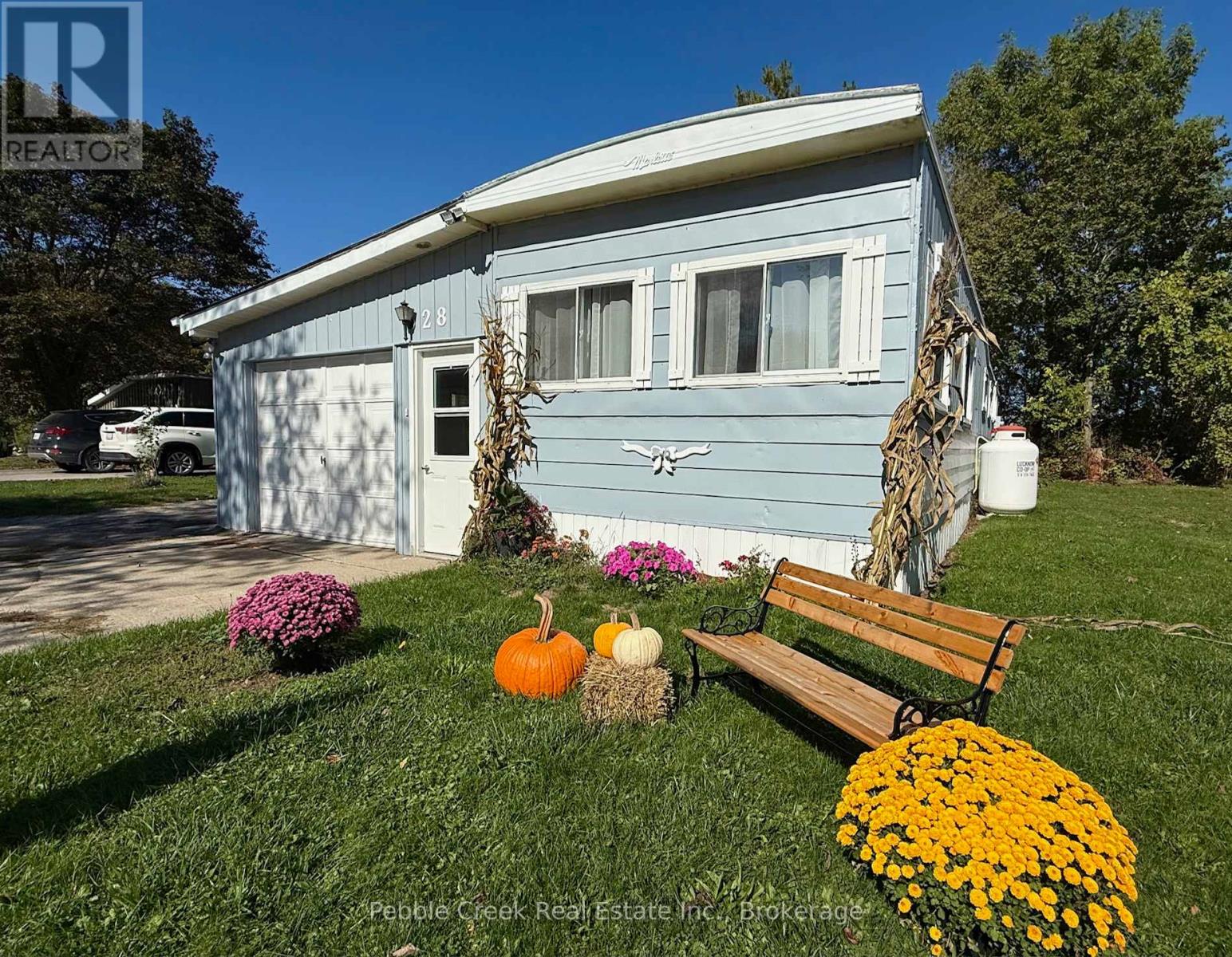 28 Sutton Dr, Ashfield-Colborne-Wawanosh, ON N7A 3Y3