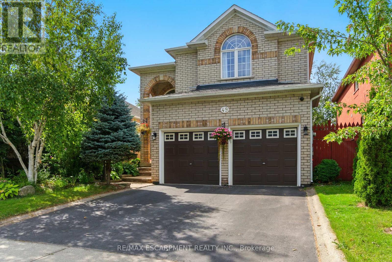 49 Johnson Cres, Halton Hills, ON L7G 6C9
