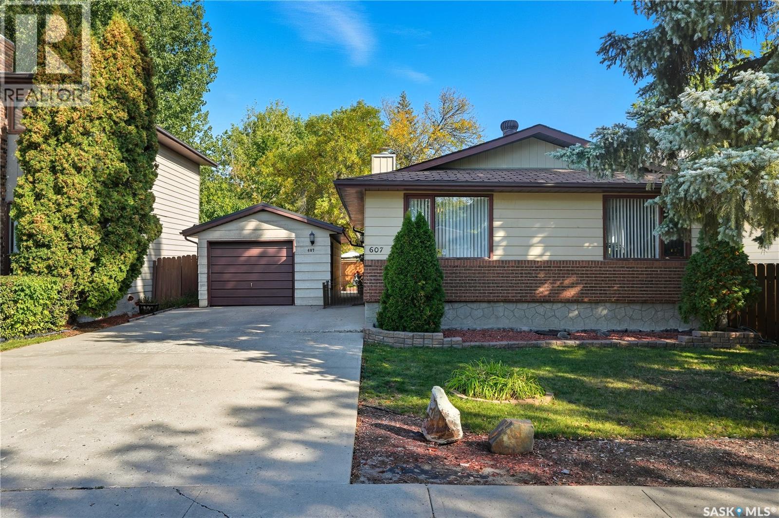 607 Kelsey St N, Regina, SK S4X 1V6