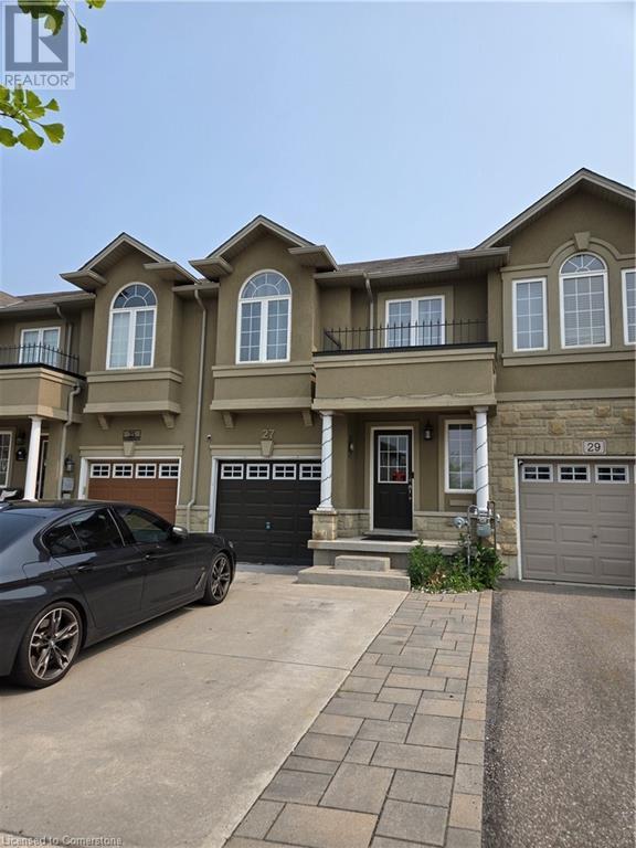 27 Waterbridge St, Hamilton, ON L8J 2V7