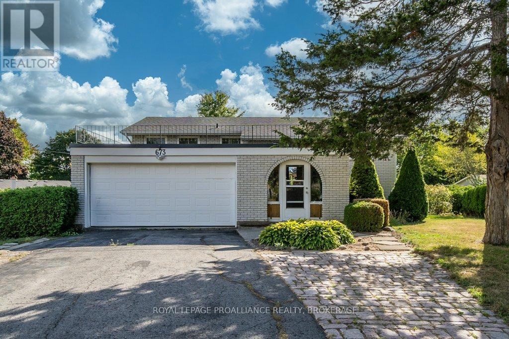 673 Sussex Blvd, Kingston South Of Taylor-kidd Blvd, ON K7M 5B2