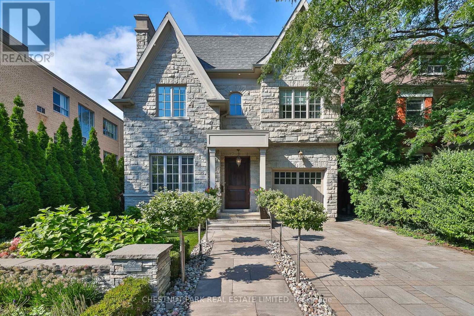 62 Heath St W, Toronto, ON M4V 1T4