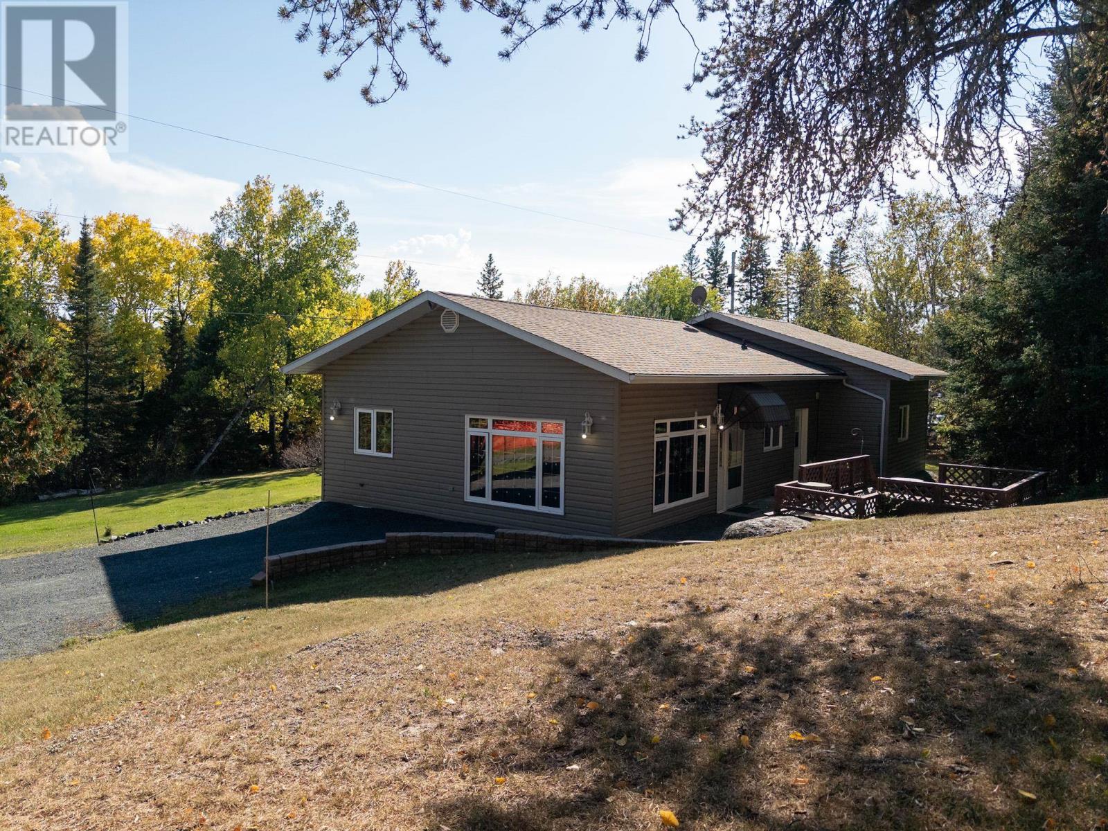 62 Mcdonald Rd, Kenora, ON P9N 0C2