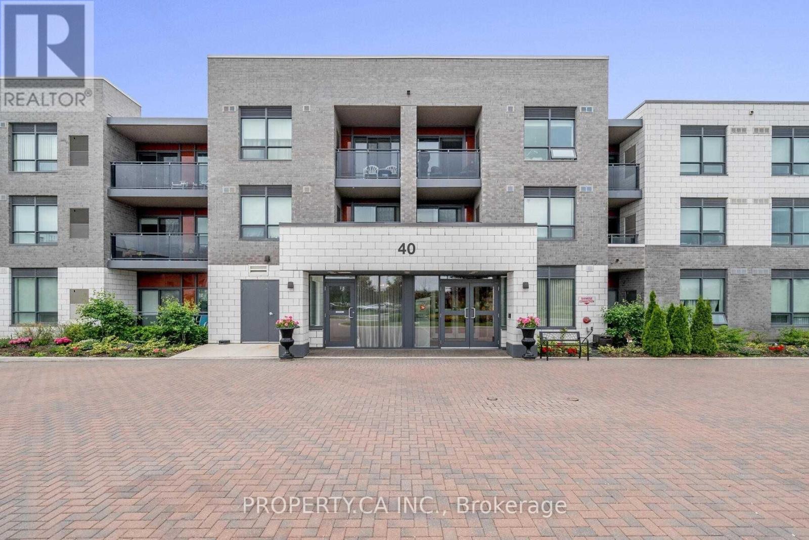 109 40 Via Rosedale Rd, Brampton, ON L6R 3W8