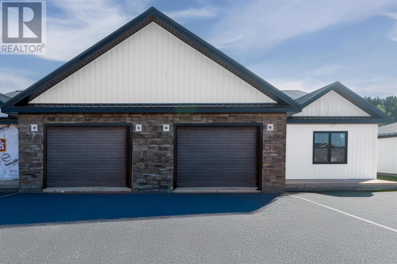 86 St Clair St, Summerside, PE C1N 0L2