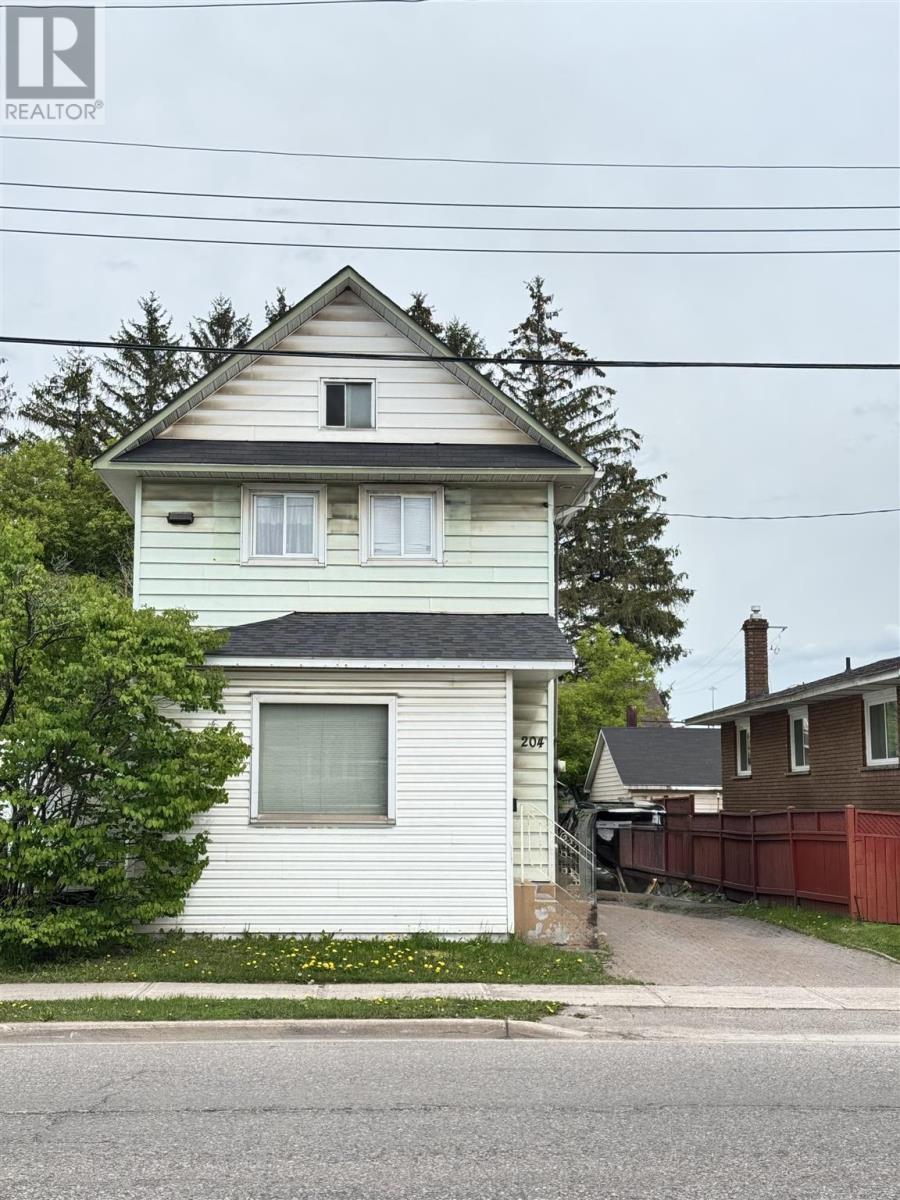 204 Goulais Ave, Sault Ste. Marie, ON P6C 4Z8