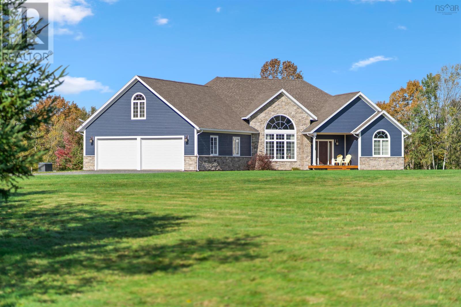 44 Holmes Ln, Westville, NS B0K 2A0
