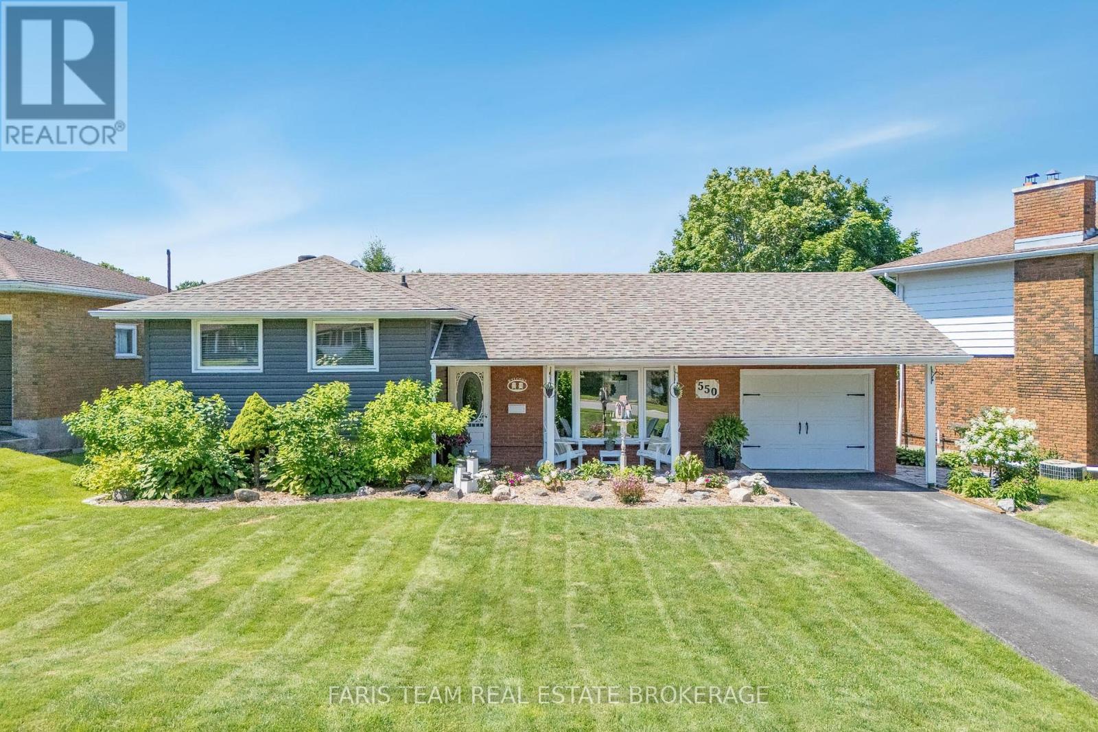 550 Manly St, Midland, ON L4R 3G3