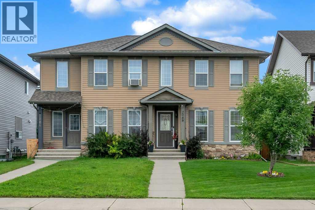 2088 Luxstone Blvd SW, Airdrie, AB T4B 0H4